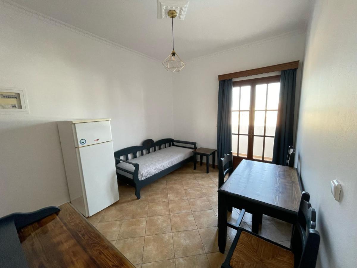 Leonidas Apartments Kamári Dış mekan fotoğraf
